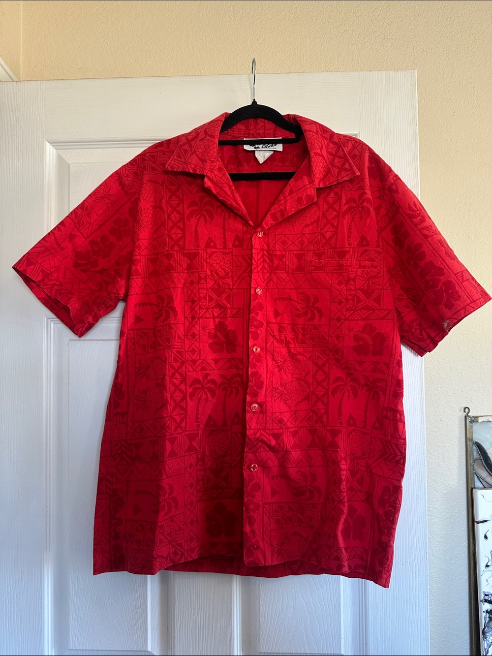 Hilo Hattie Red Hawaiian Camp-Collar Button-Up Shirt